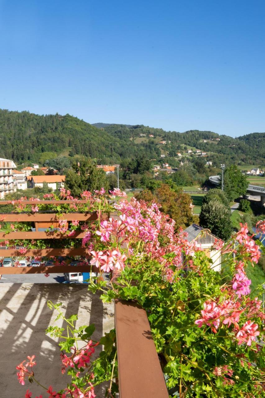Miramonti Otel Calizzano Dış mekan fotoğraf